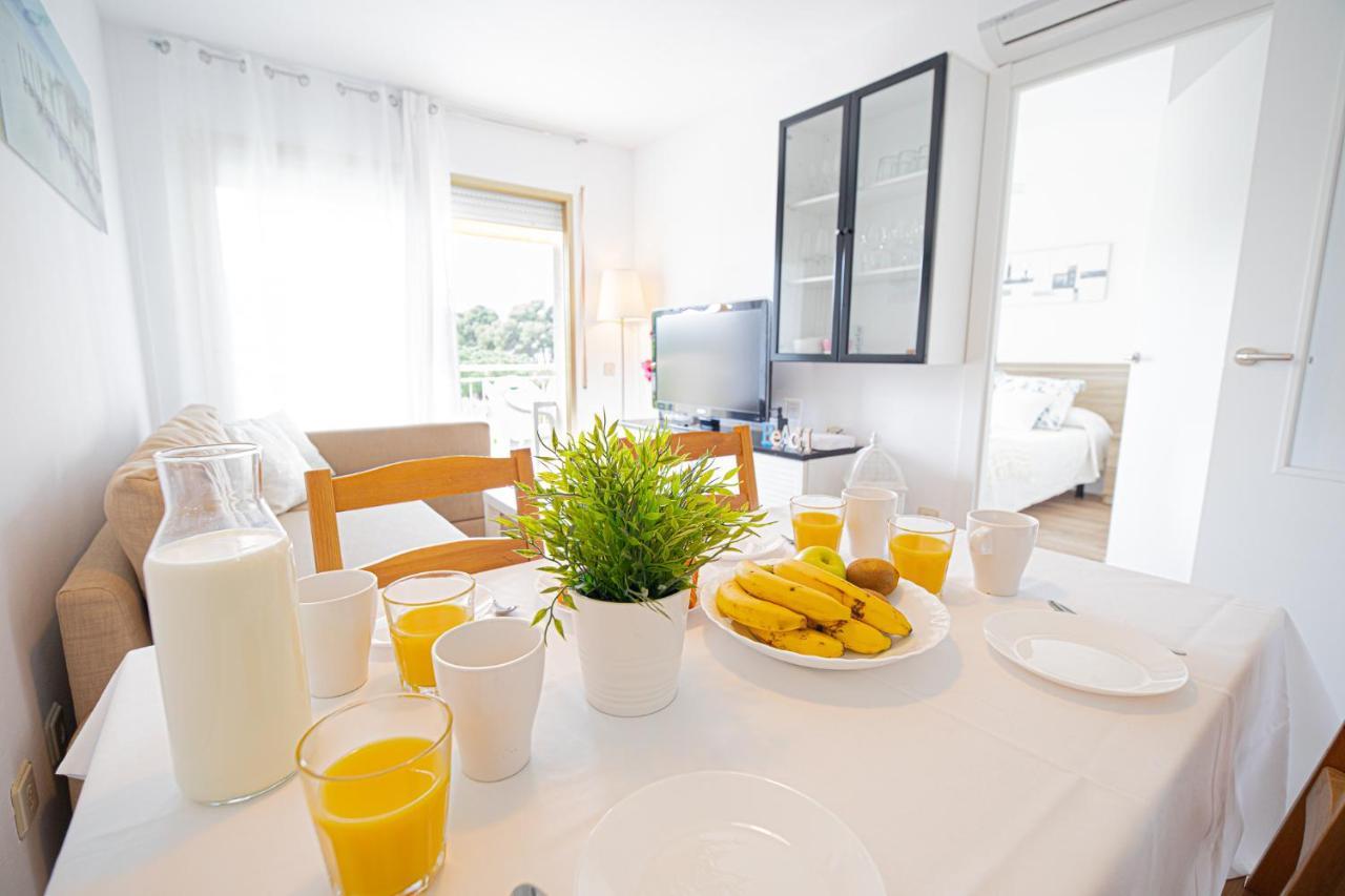 Apartamento Familiar Leomar Салоу Экстерьер фото